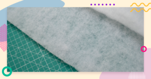 Read more about the article Os tipos de manta acrílica para costura criativa e patchwork.